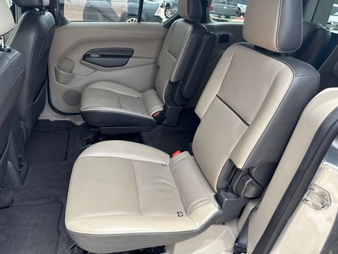 Used 2016 Ford Transit Connect Titanium FWD image 2