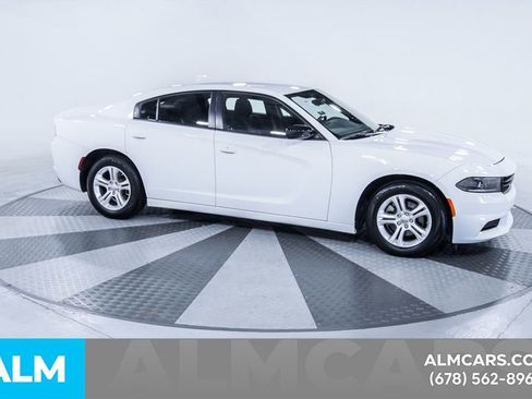 Used 2023 Dodge Charger SXT image 11
