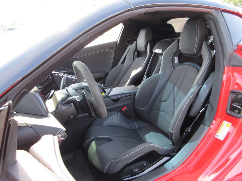 Used 2023 Chevrolet Corvette Stingray Coupe w/ Z51 Performance Package RWD image 17