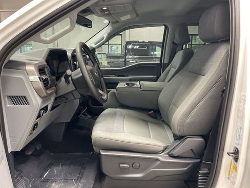 Used 2024 Ford F150 XLT w/ Tow/Haul Package image 25