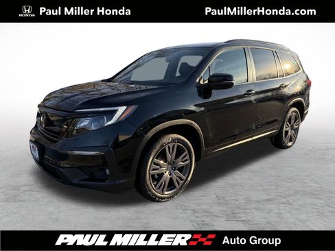 Used 2022 Honda Pilot Sport image 1