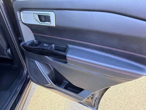 Used 2023 Ford Explorer ST-Line image 15