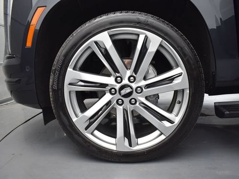 Used 2025 Cadillac Escalade Sport Platinum AWD/4WD image 8