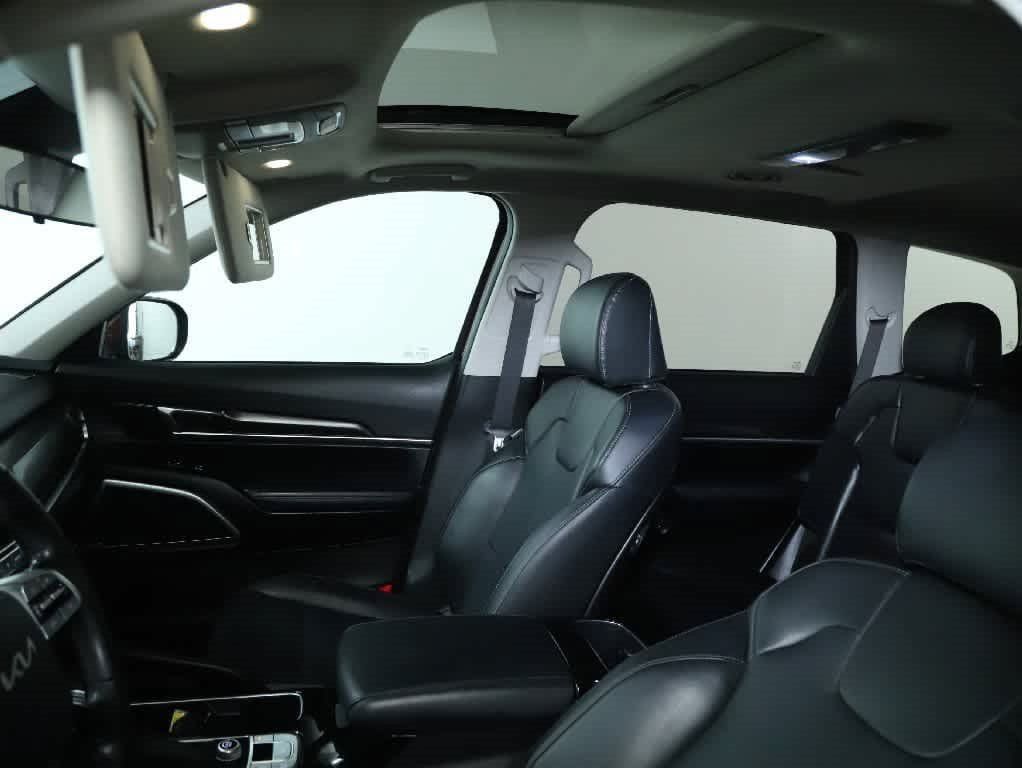 Used 2024 Kia Telluride S w/ S Sunroof Package FWD image 22