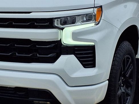Used 2023 Chevrolet Silverado 1500 RST w/ Convenience Package II AWD/4WD image 27