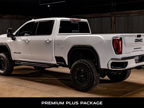 Used 2021 GMC Sierra 2500 AT4 w/ AT4 Premium Plus Package image 6