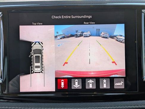 Used 2021 Chrysler Pacifica Limited w/ Premium & Safety Sphere Group FWD image 13
