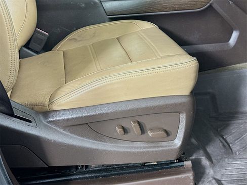 Used 2017 GMC Sierra 3500 Denali w/ Duramax Plus Package image 24