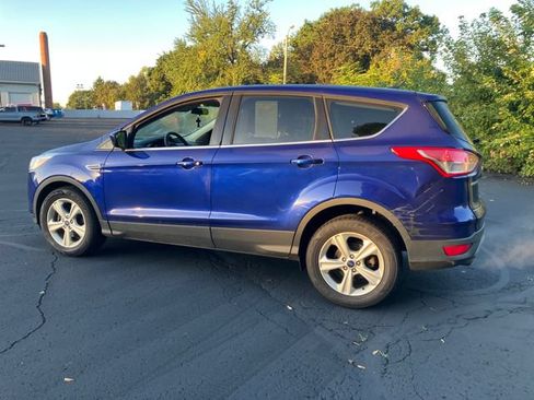 Used 2016 Ford Escape SE FWD image 3