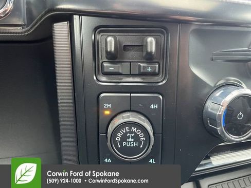 Used 2025 Ford F150 Platinum image 36