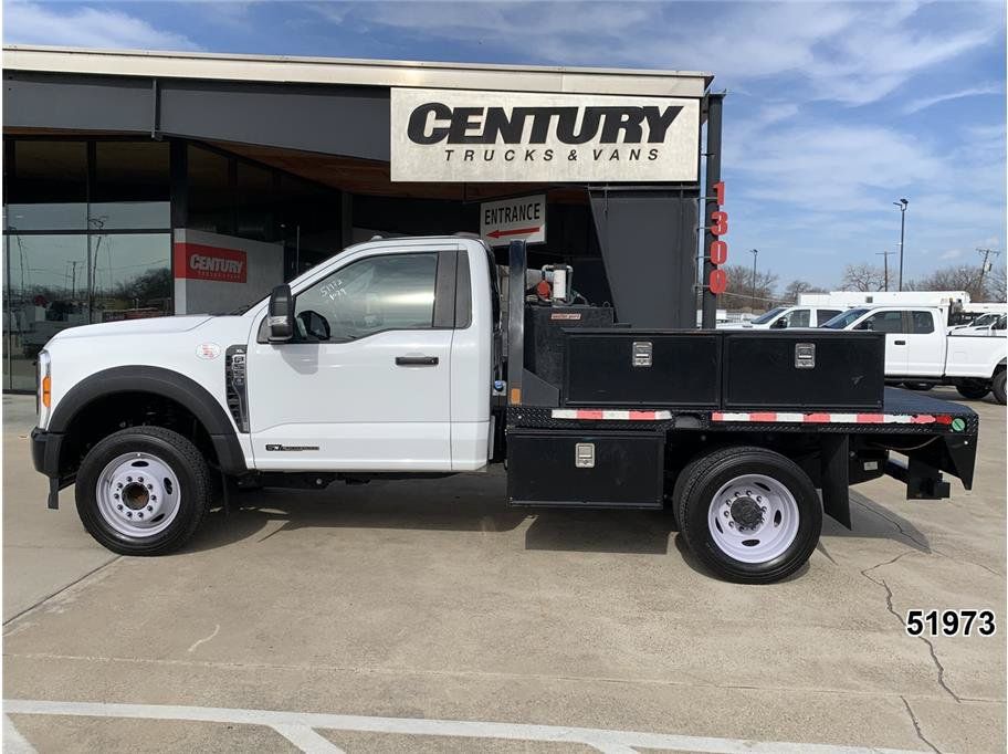 Used 2023 Ford F550 Luxury RWD image 4