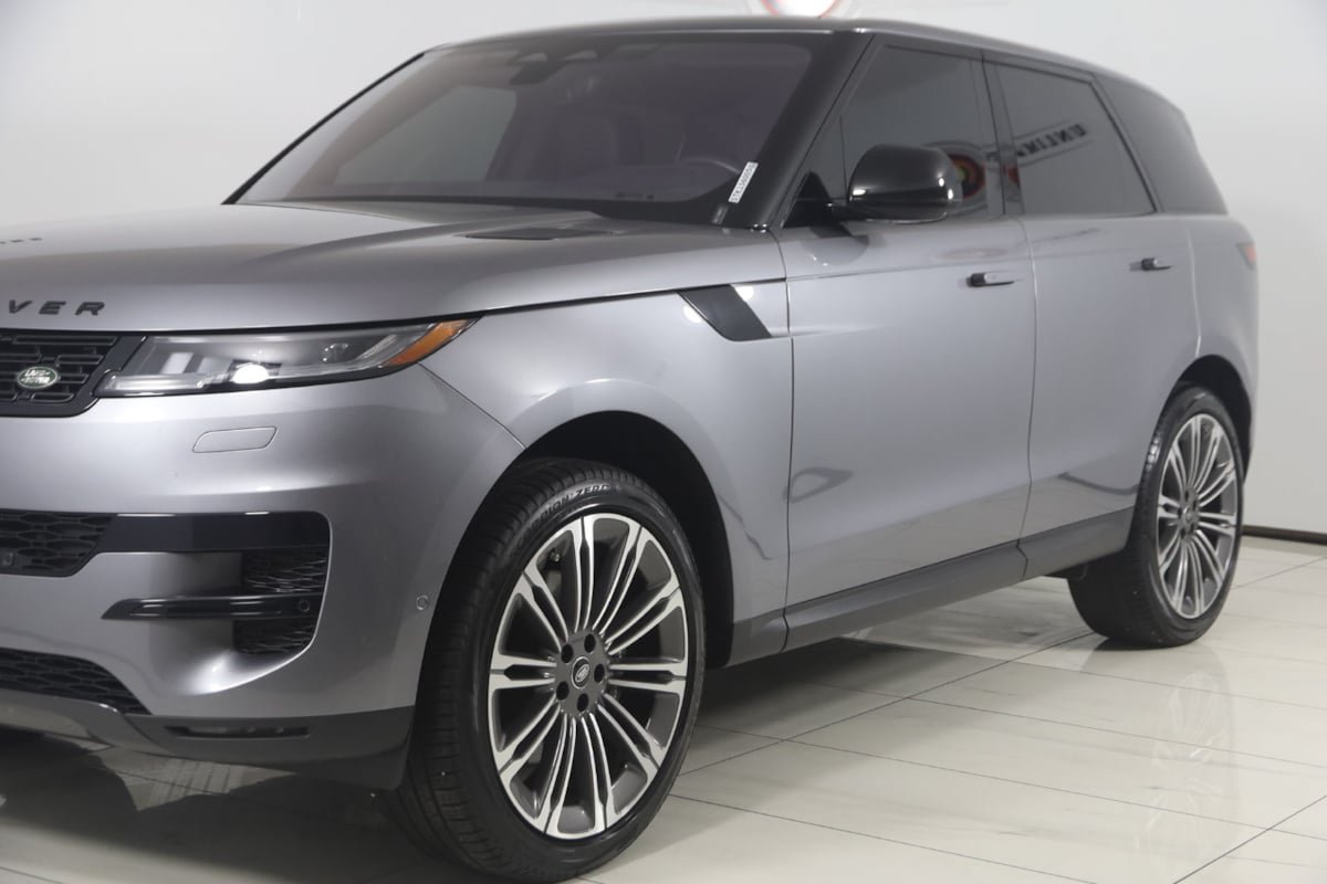 Used 2023 Land Rover Range Rover Sport SE AWD/4WD image 46