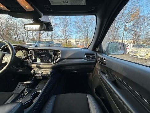 Used 2022 Dodge Durango GT image 33