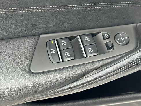Used 2023 BMW 540i w/ M Sport Package RWD image 11