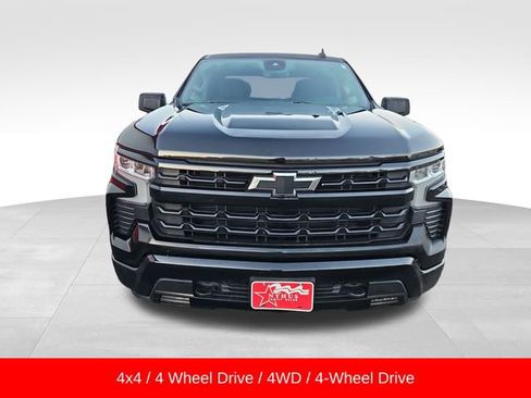 Used 2022 Chevrolet Silverado 1500 RST image 2