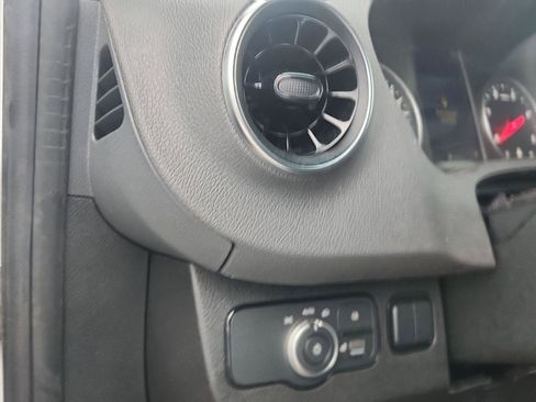 Used 2025 Mercedes-Benz Sprinter 2500 image 13