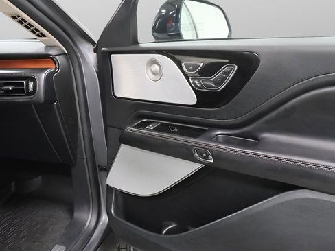 Used 2021 Lincoln Aviator Grand Touring w/ Equipment Group 302A image 36