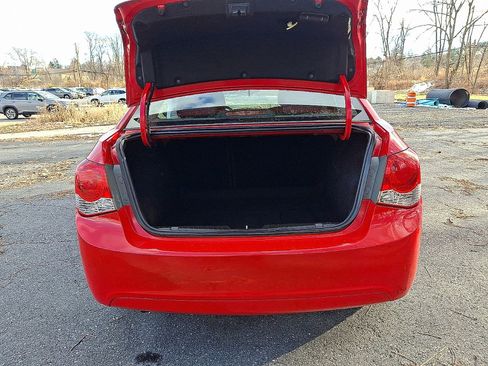 Used 2014 Chevrolet Cruze LT image 40