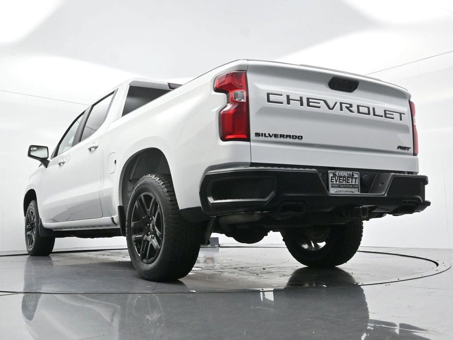 Used 2023 Chevrolet Silverado 1500 RST w/ Z71 Off-Road Package AWD/4WD image 44