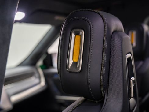 Used 2023 Rivian R1T Adventure image 20