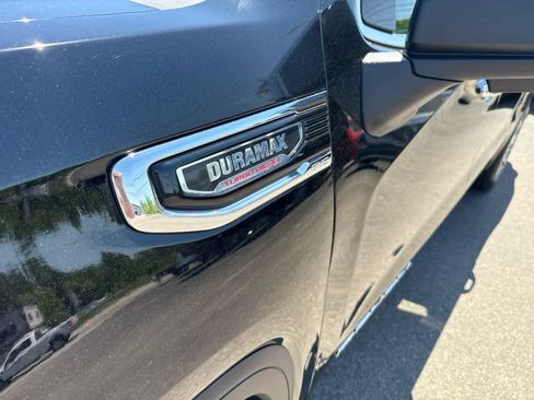 Used 2023 GMC Sierra 1500 Denali w/ Denali Reserve Package AWD/4WD image 10