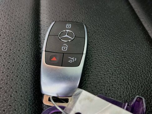 Used 2022 Mercedes-Benz GLS 450 4MATIC image 24