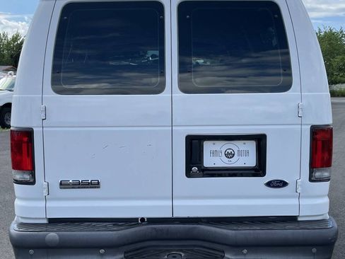 Used 2006 Ford E-350 and Econoline 350 XLT RWD image 6