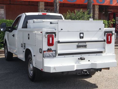 Used 2018 Ford F350 XL w/ Power Equipment Group RWD image 9