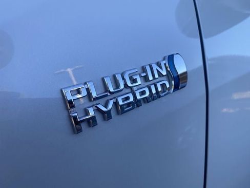 Used 2021 Toyota RAV4 XSE w/ Premium Package image 8