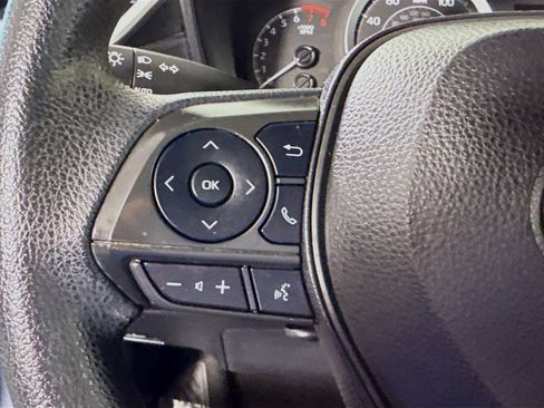 Used 2022 Toyota Corolla LE FWD image 14