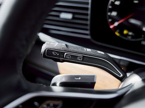 Used 2025 Mercedes-Benz Maybach GLS 600 Maybach GLS 600 image 68