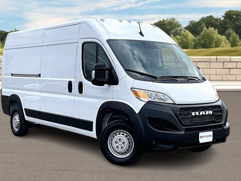 New 2026 RAM ProMaster 2500 w/ Upfitter's Prep Package FWD image 2