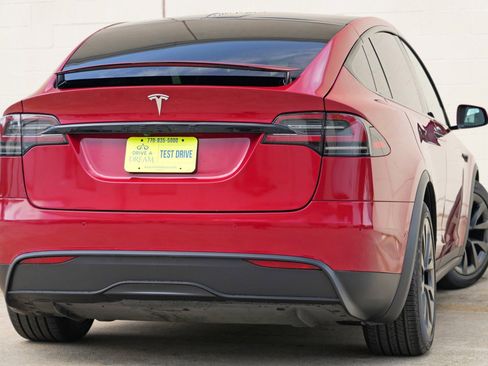 Used 2023 Tesla Model X AWD/4WD image 5