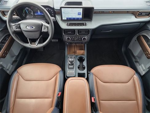 Used 2024 Ford Maverick Lariat image 19