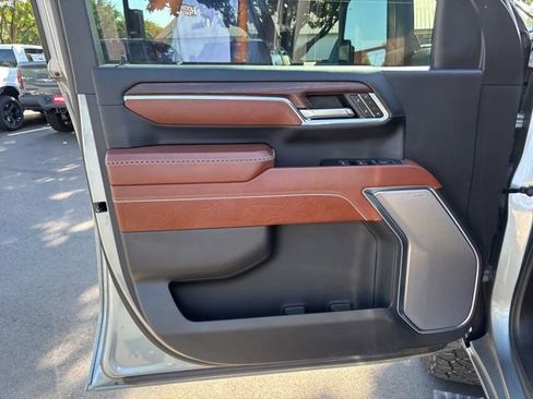 Used 2024 GMC Sierra 2500 Denali Ultimate w/ LPO, GMC Protection Package image 16