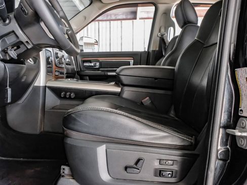 Used 2018 RAM 3500 Laramie AWD/4WD image 30