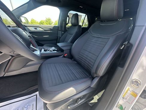 New 2026 Ford Explorer ST-Line AWD/4WD image 15