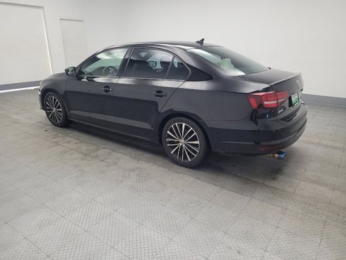 Used 2016 Volkswagen Jetta Sport FWD image 3