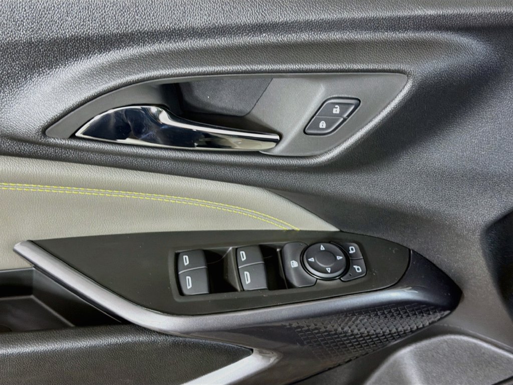 New 2026 Chevrolet Trax ACTIV w/ Driver Confidence Package FWD image 17