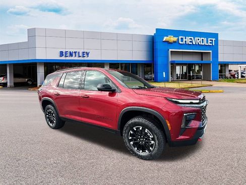 New 2026 Chevrolet Traverse Z71 w/ Enhanced Driving Package image 7