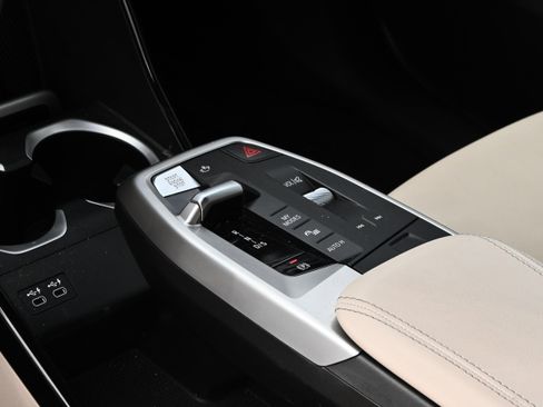 Certified 2024 BMW X1 M35i w/ Premium Package image 20