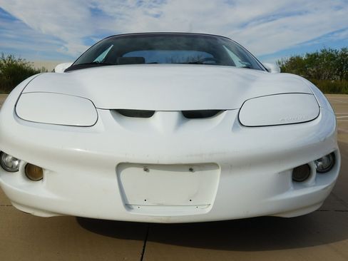 Used 1998 Pontiac Firebird Formula w/ Opt Pkg image 24