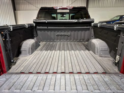 Used 2021 GMC Sierra 1500 AT4 w/ AT4 Premium Package AWD/4WD image 13