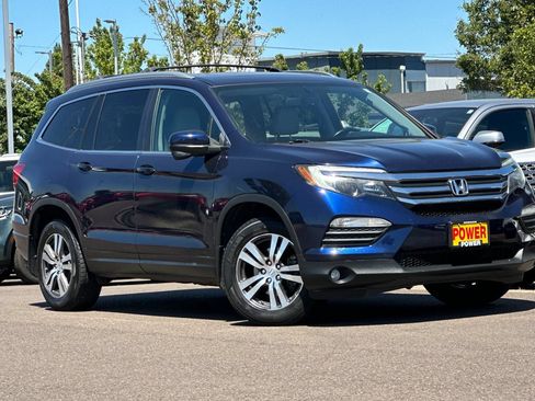 Used 2017 Honda Pilot EX-L image 2