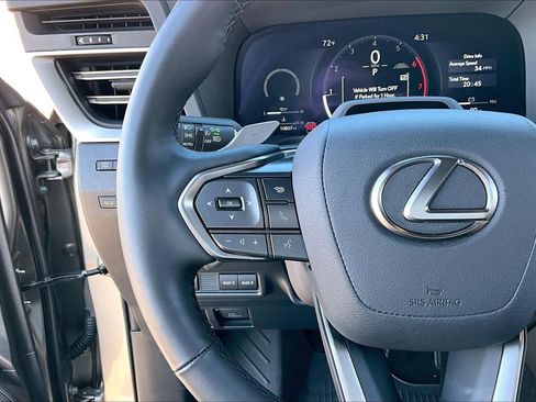 Used 2025 Lexus GX 550 AWD/4WD image 23