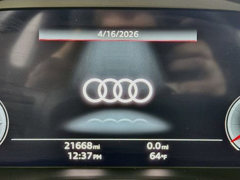 Used 2023 Audi Q5 2.0T Prestige w/ Prestige Package image 18