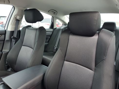 Certified 2020 Honda Accord LX image 9