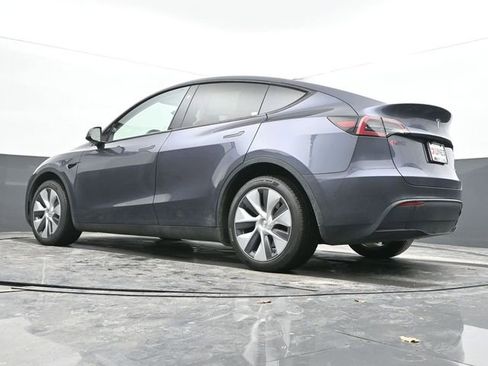 Used 2023 Tesla Model Y Long Range image 46
