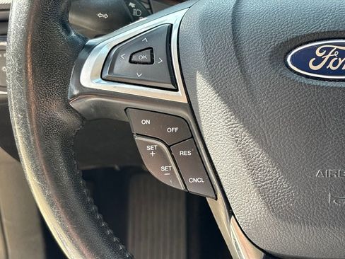 Used 2018 Ford Fusion SE w/ Equipment Group 601A image 19