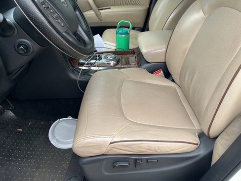 Used 2020 Nissan Armada SL w/ Premium Package image 17